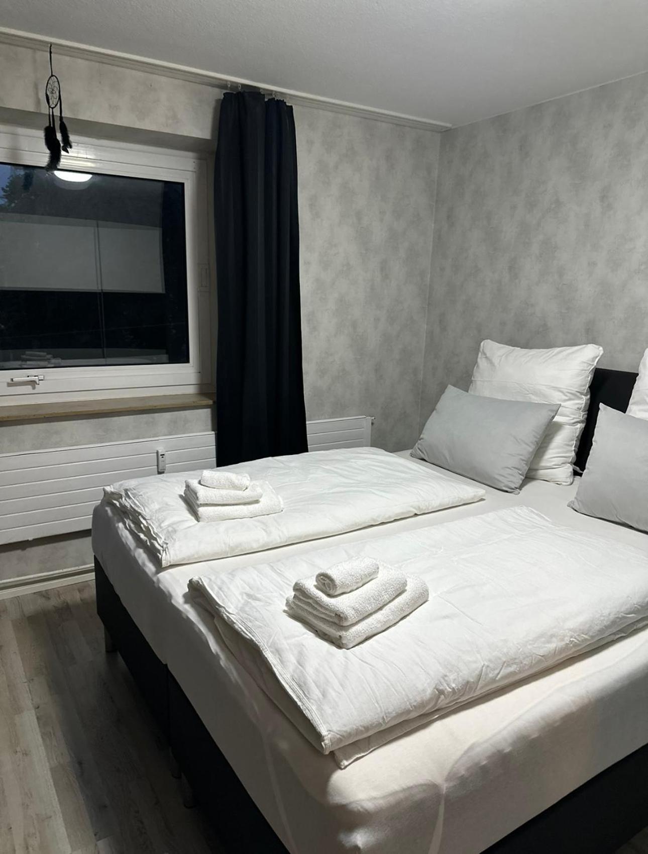Fewo Am Deich 1 Zentral Mit Stadtblick Und Kontaktloser Check In Bremerhaven Kültér fotó