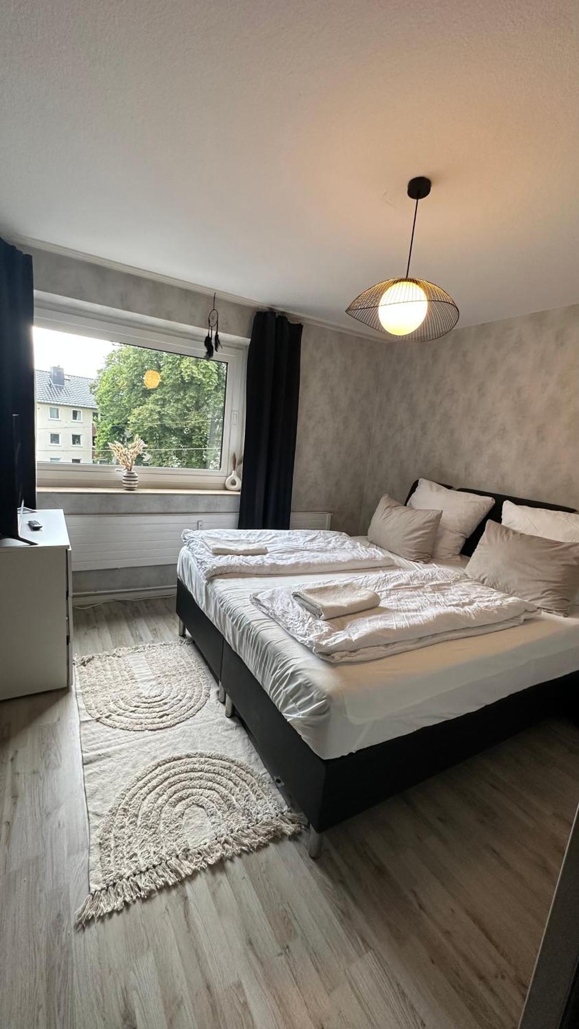 Fewo Am Deich 1 Zentral Mit Stadtblick Und Kontaktloser Check In Bremerhaven Kültér fotó